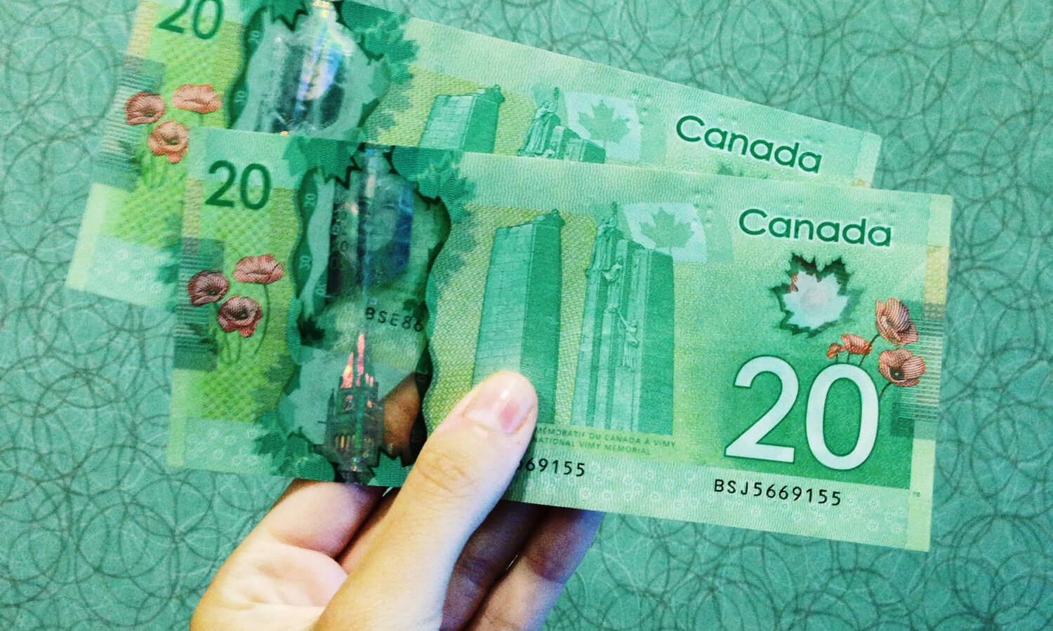 We break down the tax brackets in Canada for 2021 (and provinces, too